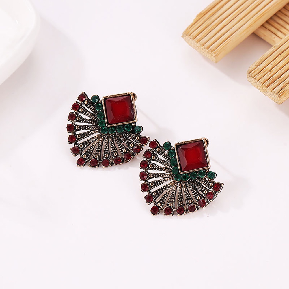 Anting Stud Berlian Imitasi Bentuk Kipas Gaya Vintage Etnik Bohemian Untuk Wanita