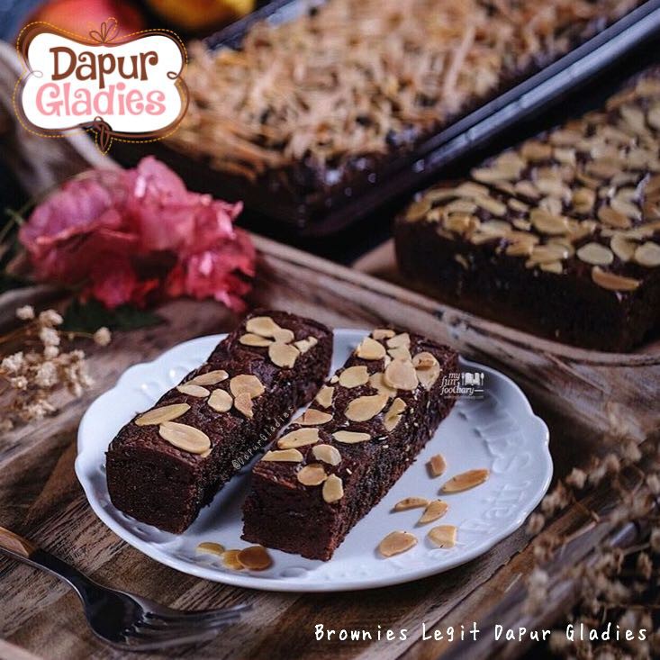 

Brownies Panggang Original (Mede/Almond)