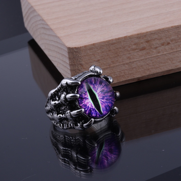 Cincin Model Terbuka Adjustable Desain Mata Iblis Gaya Punk Untuk Pria