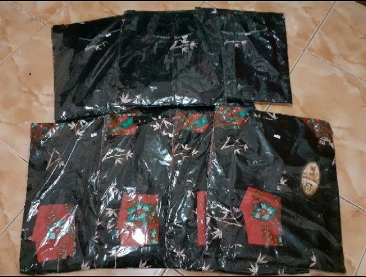 Batik Couple Keluarga Sania Ruffle Ori Ndoro Jowi Dnt Motif Kipas