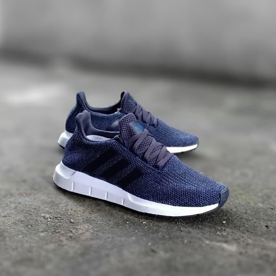 Adidas Swift Run
