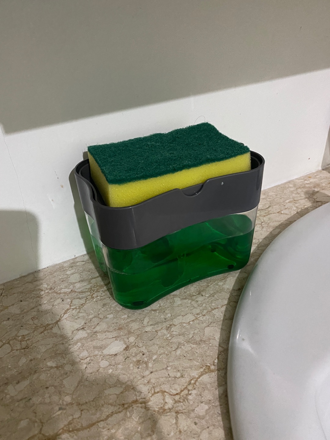 Dispenser Sabun Cuci Piring Praktis Free Spons