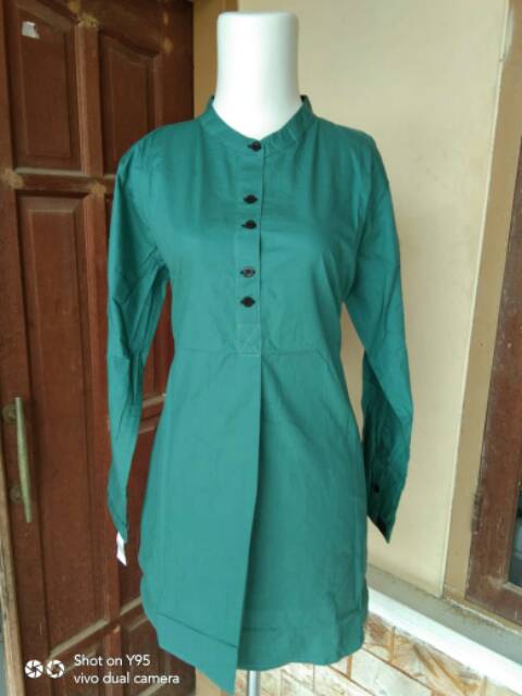 Kemeja/Blouse Three coins polos