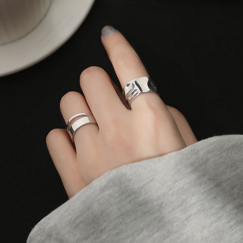 Cincin Warna Silver Gaya Trendy Untuk Wanita