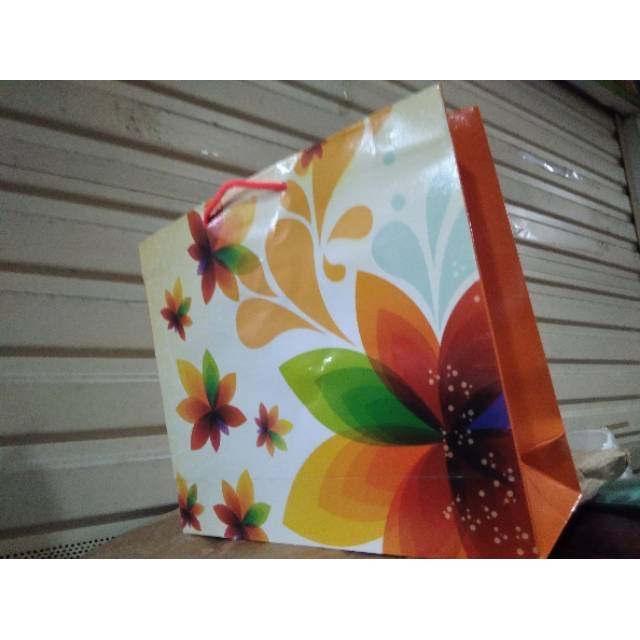 

paper bag polio lanscape bunga terlaris& murah isi 12 pcs/tebal