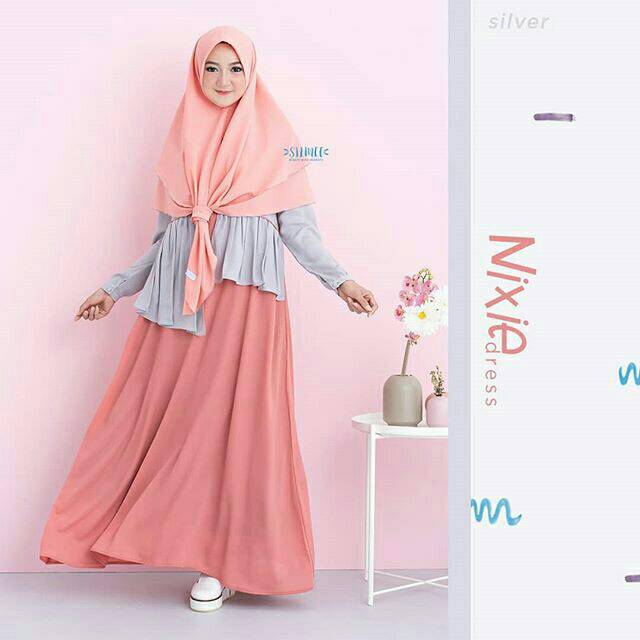 PRELOVED Nixie Dress Silver by Silmee Indonesia