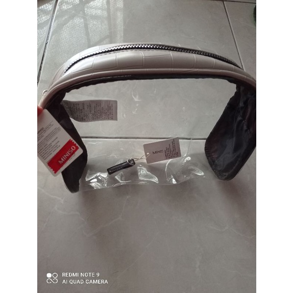 Tas Kosmetik Miniso