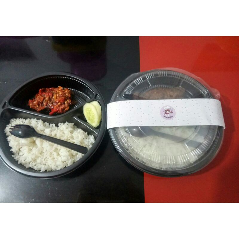 

Paket nasi empal balado