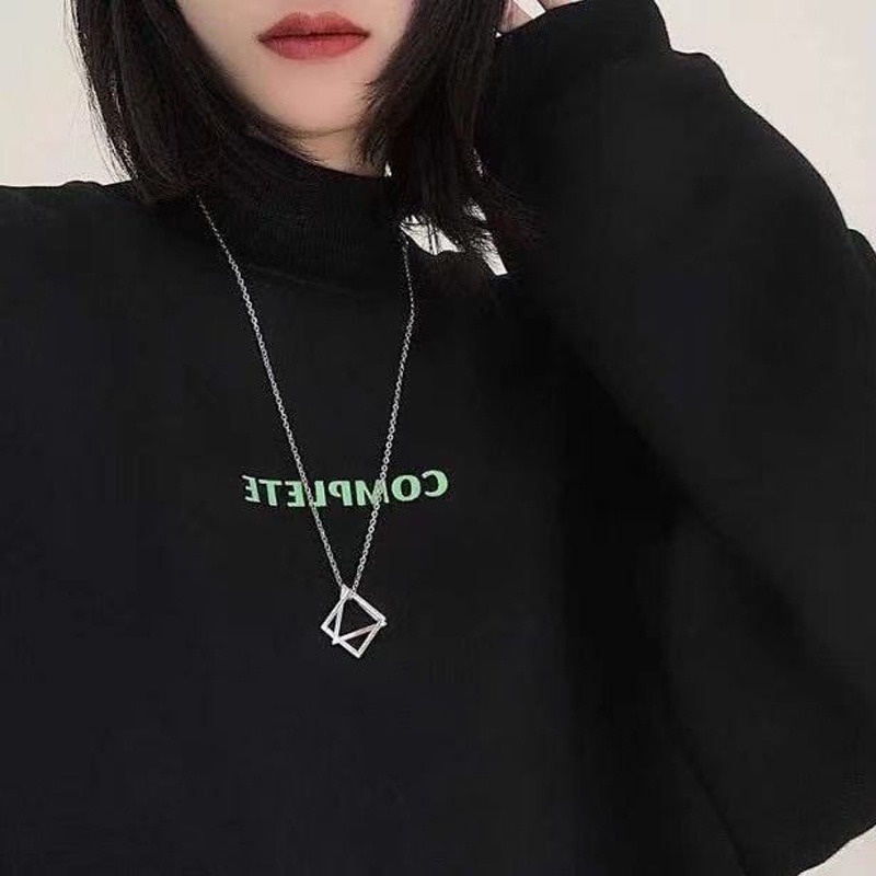 Kalung Rantai Dengan Liontin Bentuk C Gaya Hip Hop Korea Untuk Wanita