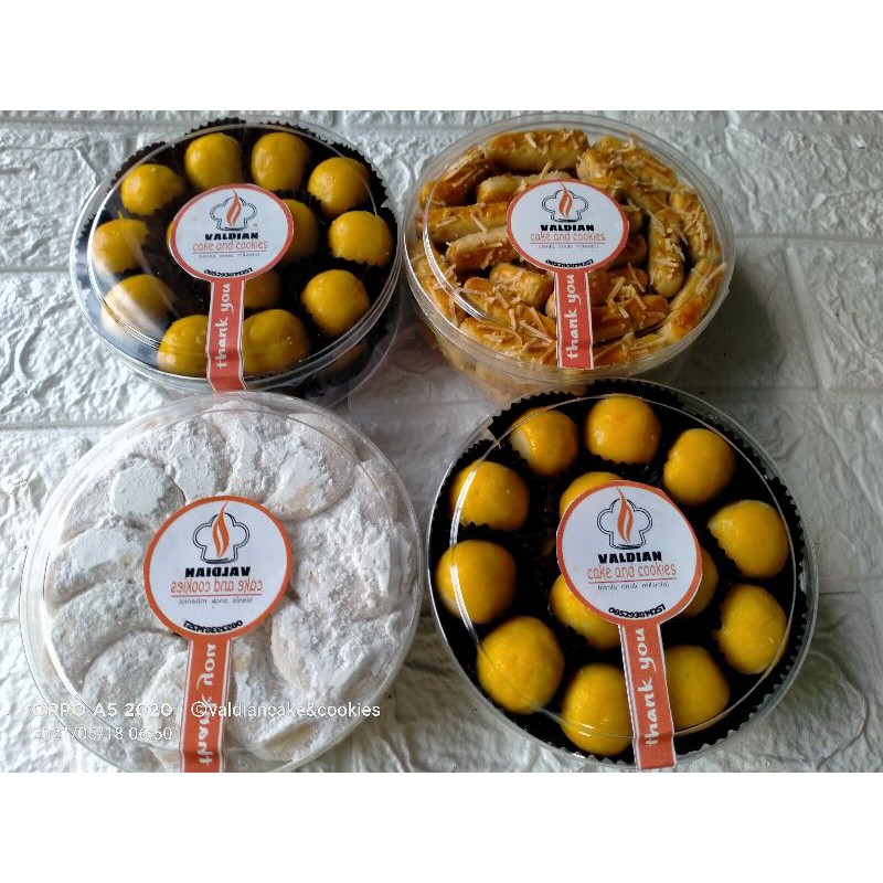

PAKET KUE KERING ISI 4 RENYAH LUMER DAN ENAK