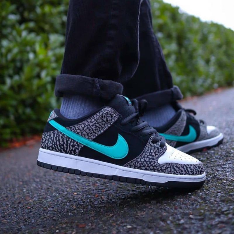 dunk sb low elephant