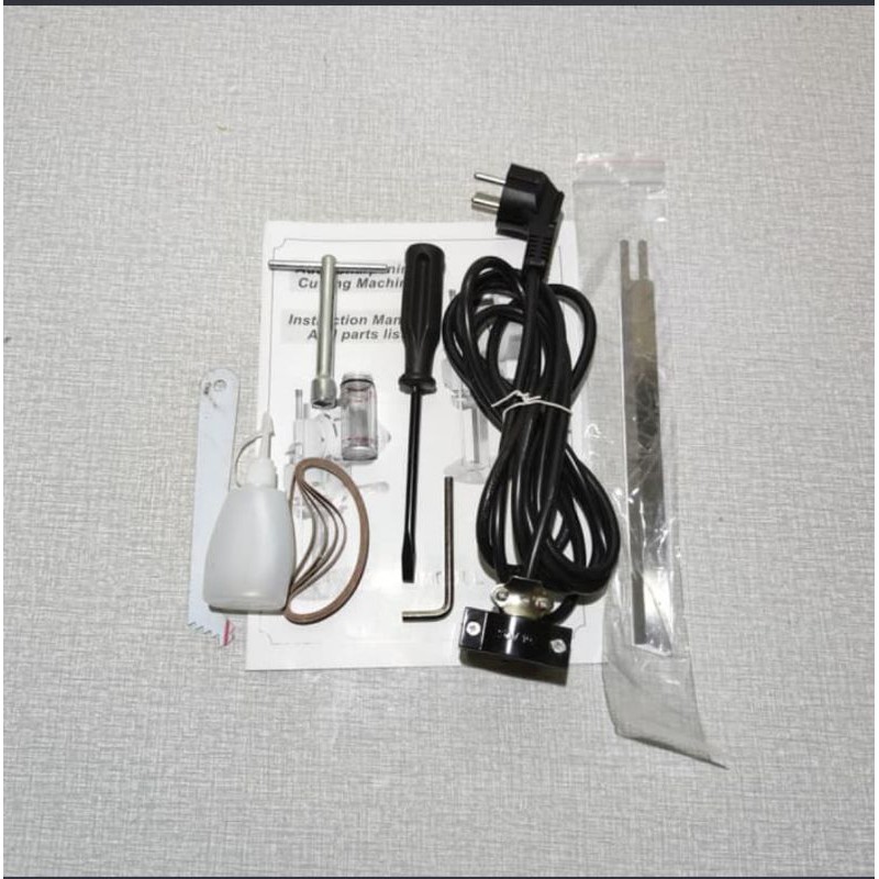 Mesin Potong Bahan Kain 8&quot; KM China 750Watt