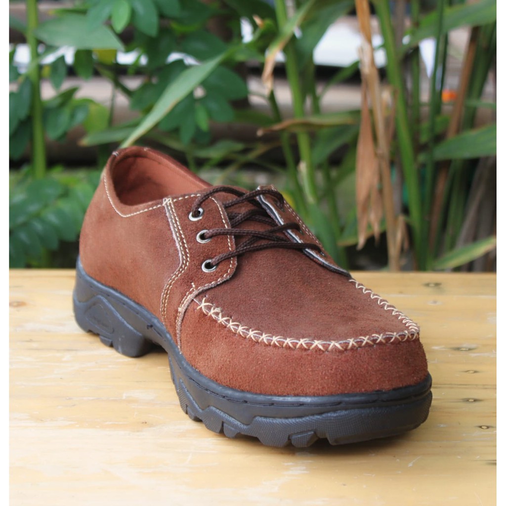 Sepatu Kasual Pria Kulit Asli Rasheda 013 Big Size