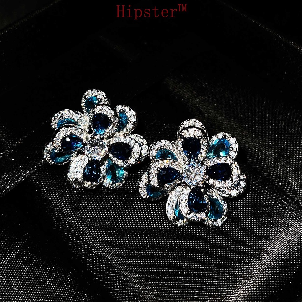 Simple Graceful Exquisite Fashion Three-Dimensional Camellia Ear Studs