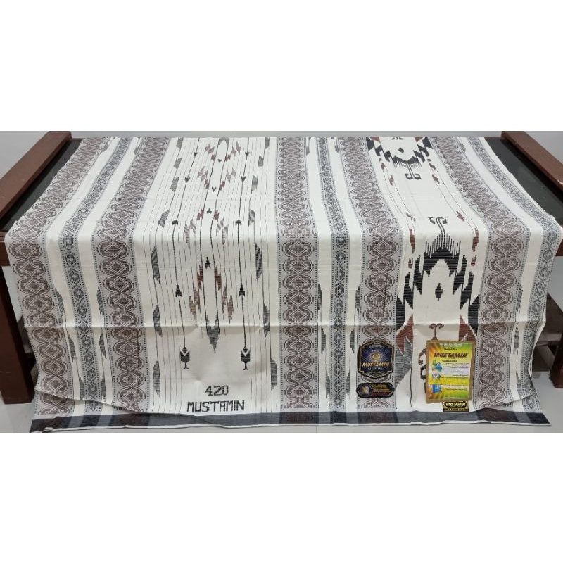 sarung tenun mustamin 420 full sutra setara kamer, bhs, mega hidayat