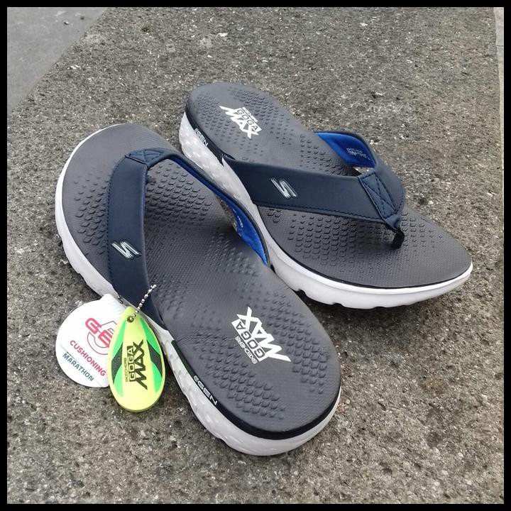 CUCI GUDANG SKECHERS / SANDAL SKECHERS / SKECHERS ORIGINAL / SKECHERS MEN GO WALK - HITAM, 40 