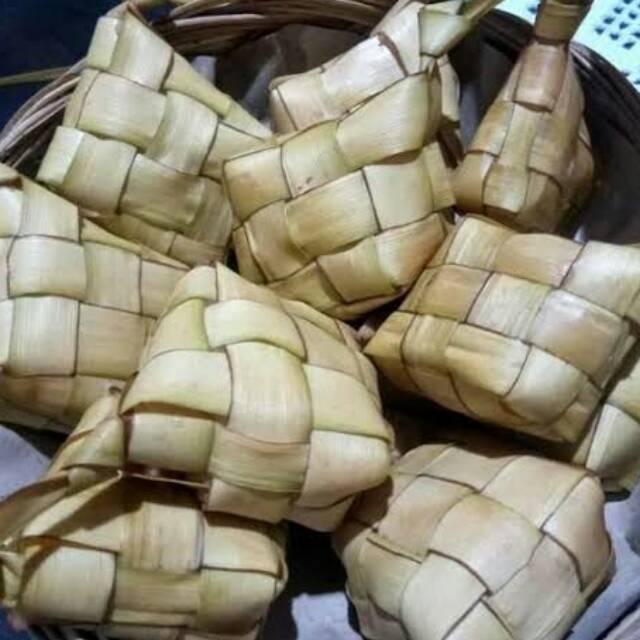 

[PASAR ONLINE] KETUPAT/LEPET/LONTONG LEBARAN MATANG