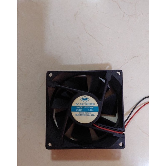 FAN DC 12V 8 X 8 CM