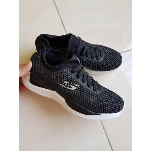 Sepatu Original Skechers Matrix