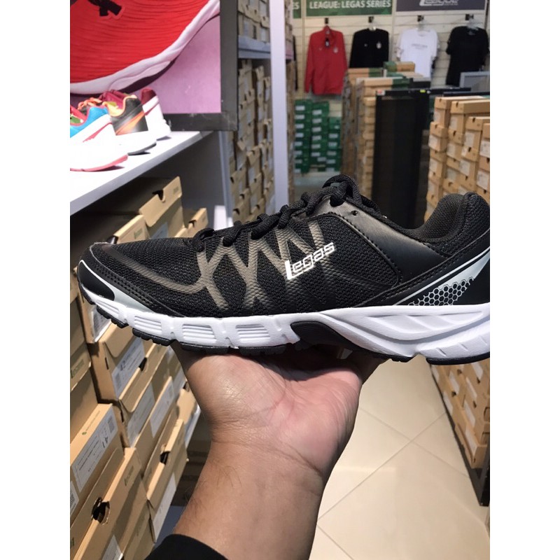 SEPATU RUNNING LEGAS | EVO LA U-001
