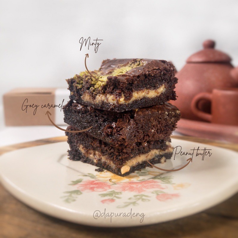 

BROWNIE ORIGINAL/ALMONDS/DOUBLE CHOCO