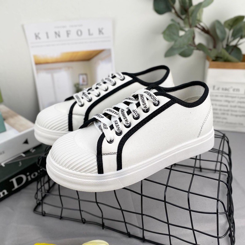 Sepatu Sneakers 816