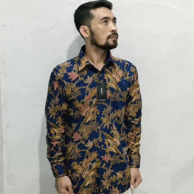 Kemeja Pria Alisan Panjang Slimfit Batik Motif Burung Bewok