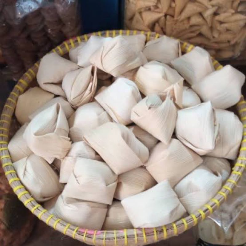 

cemilan enak wajit cililin. wajik sunda fresh dan murah