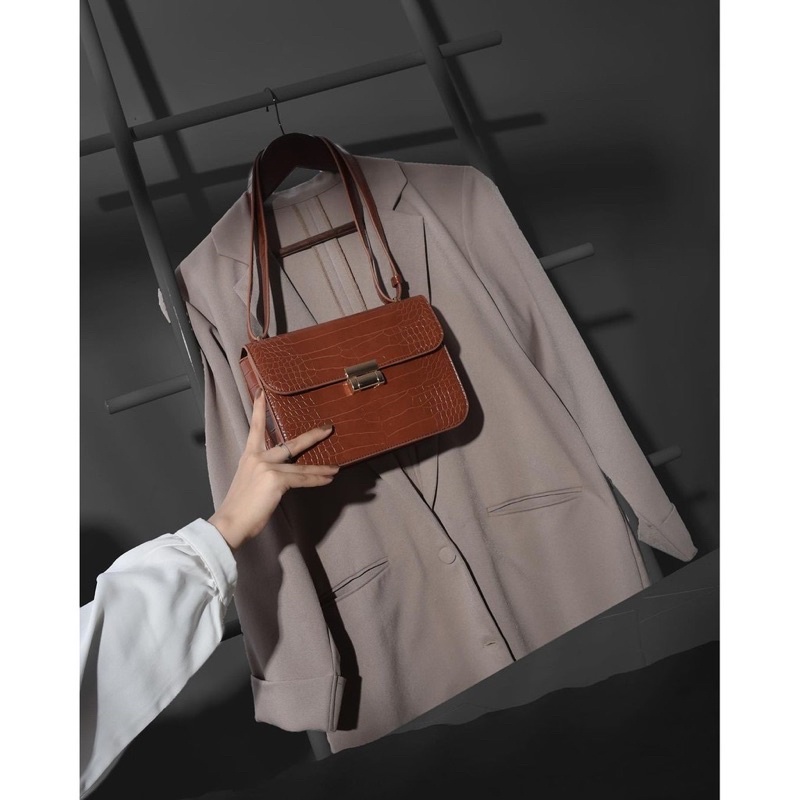 brooklyn bag local id