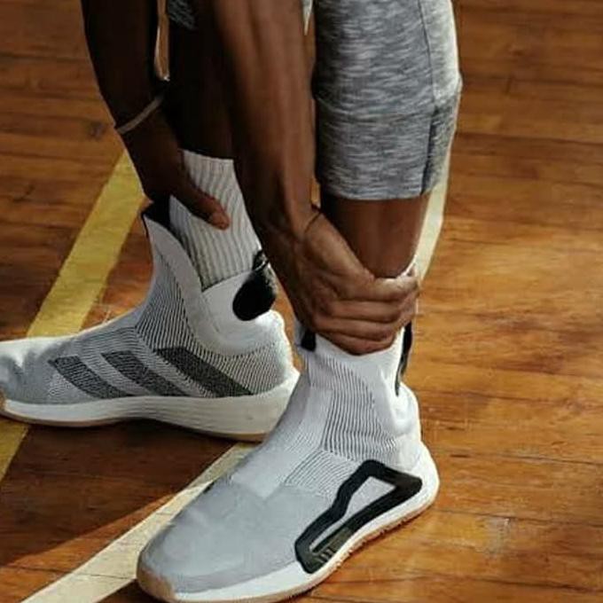 ■ BANTING HARGA SEPATU BASKET WANITA ORIGINAL■ SEPATU BASKET ADIDAS NEXT LEVEL ( F36272 ) "OFF