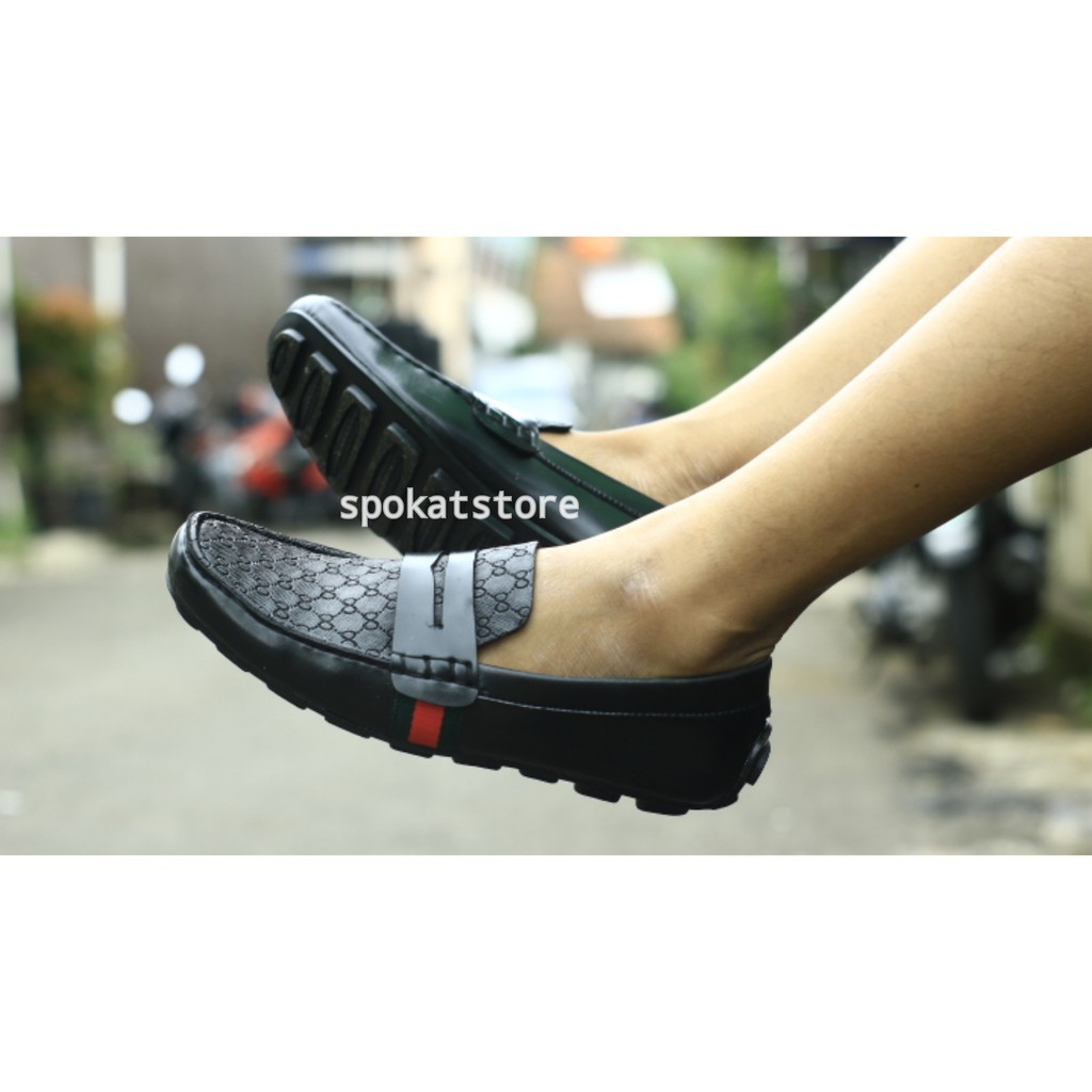 BUAT KULIAH REMAJA DEWASA MURAH TERBAIK NEW /  Guci sepatu pria casual gucci slip on semi formal