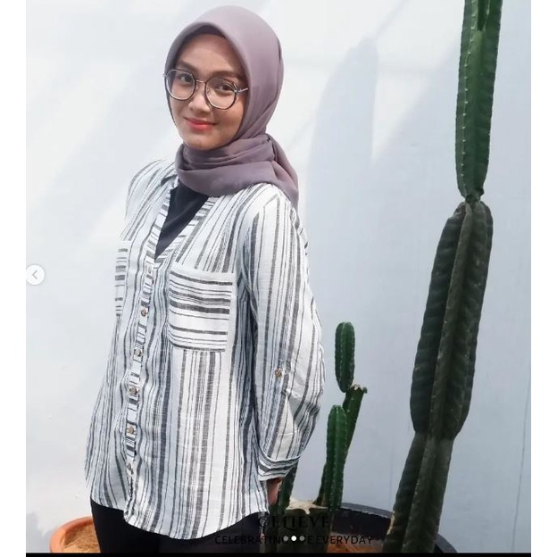 Bacillus Linen Long Blouse (Similar w/ Iz byer linen) Strip white