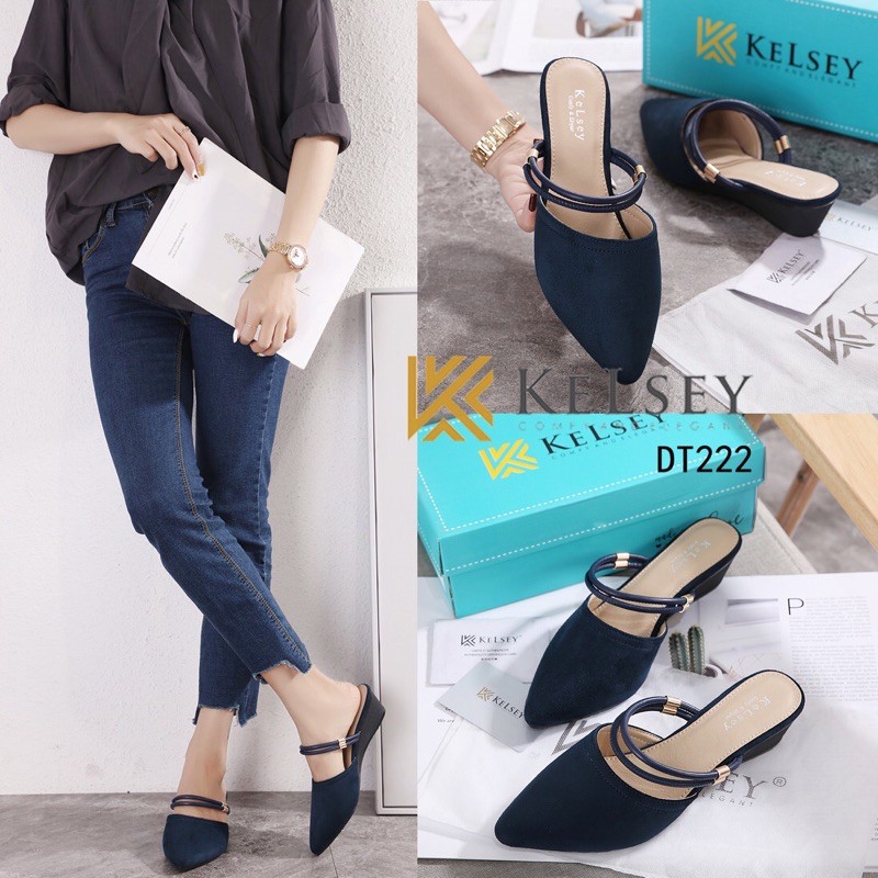 (Gratis Sandal Random) Kelsey Sandal Slip On Wanita DT222