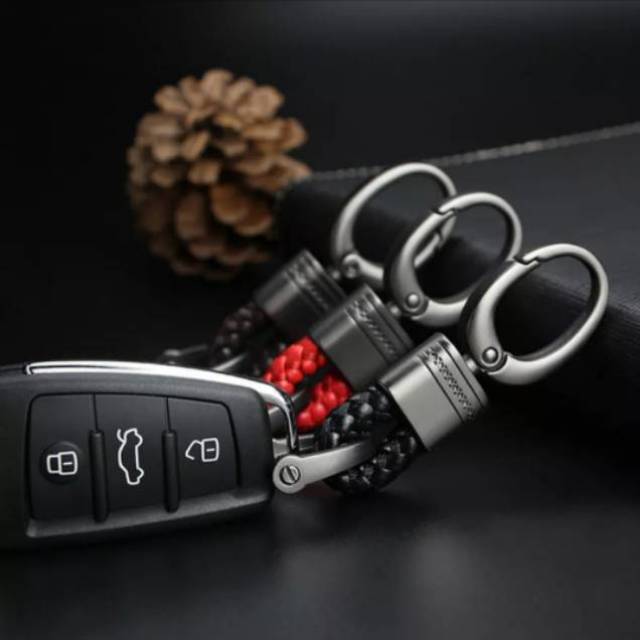 Gantungan kunci mobil motor kulit anyam gesper