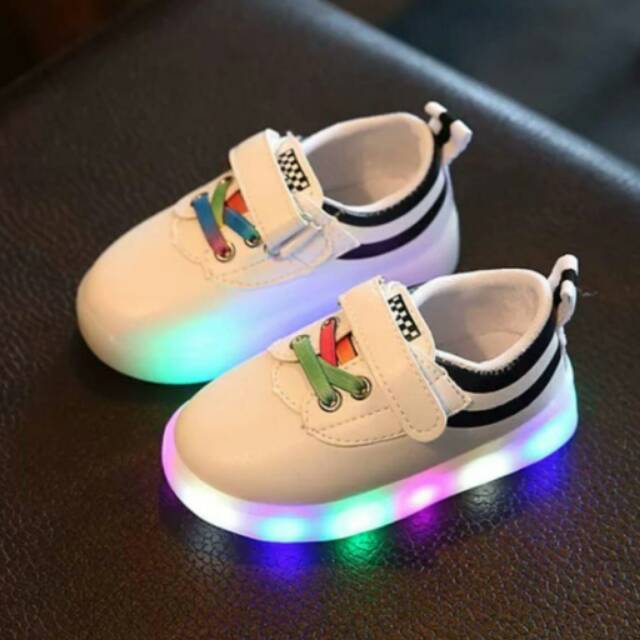 Shoes ferari LED black / sepatu lampu anak
