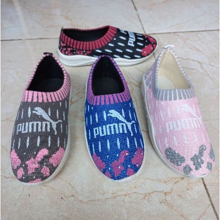 sepatu slip on /sepatu anak kanvas pumn