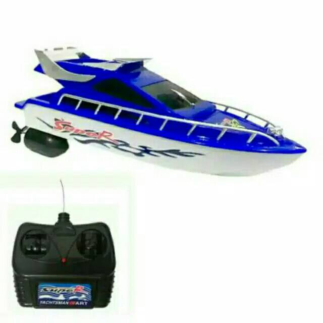 Rc racing boat