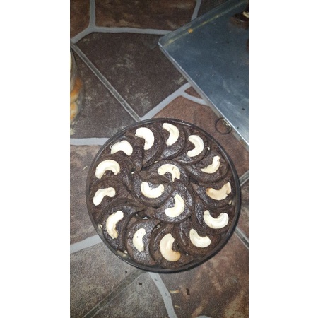 

kue lebaran/coklat almond