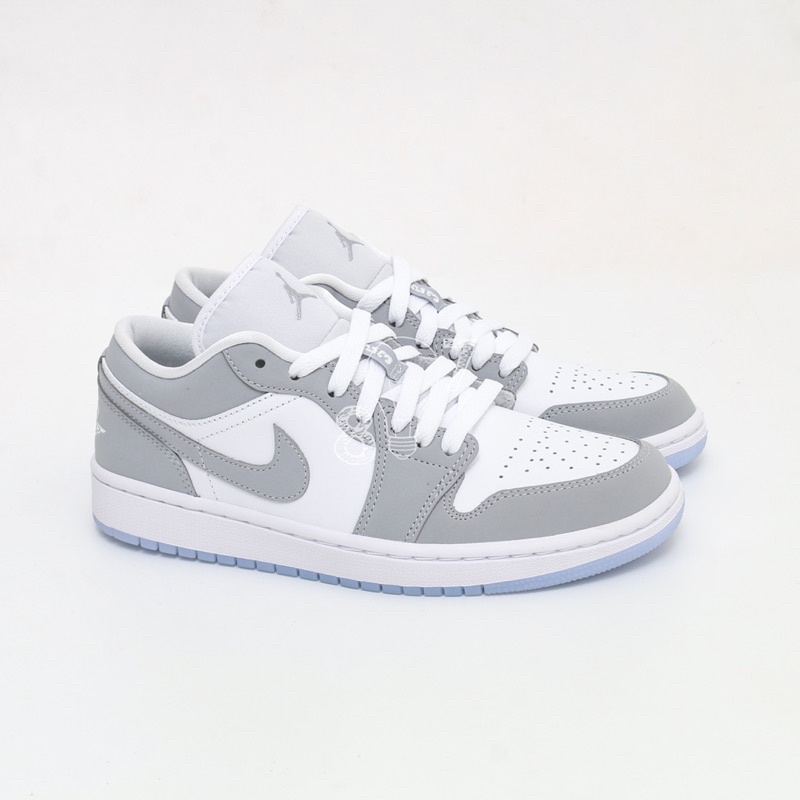 Air Jordan 1 Low White Wolf Grey