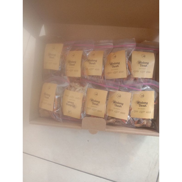 

Teh Uwuh HERBAL TANPA BAHAN PENGAWET