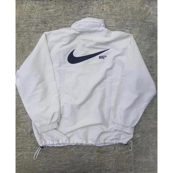 Parasut Nike Big Woosh