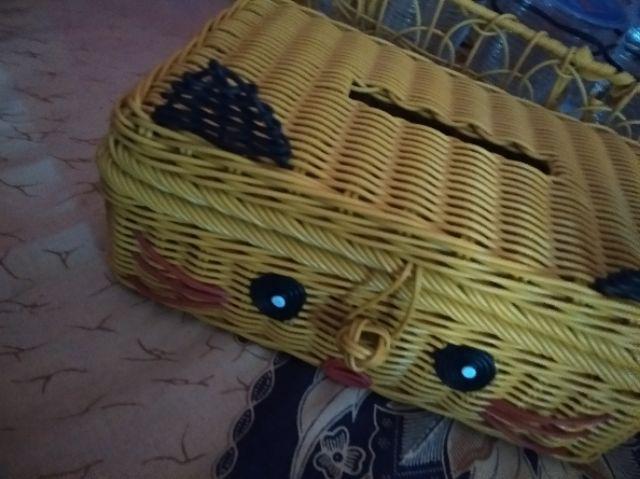 Tempat Tisu Rotan Sintetis Hello Kitty - Tempat Tisyu Karakter Kucing - Tempat Tissue Mobil Unik