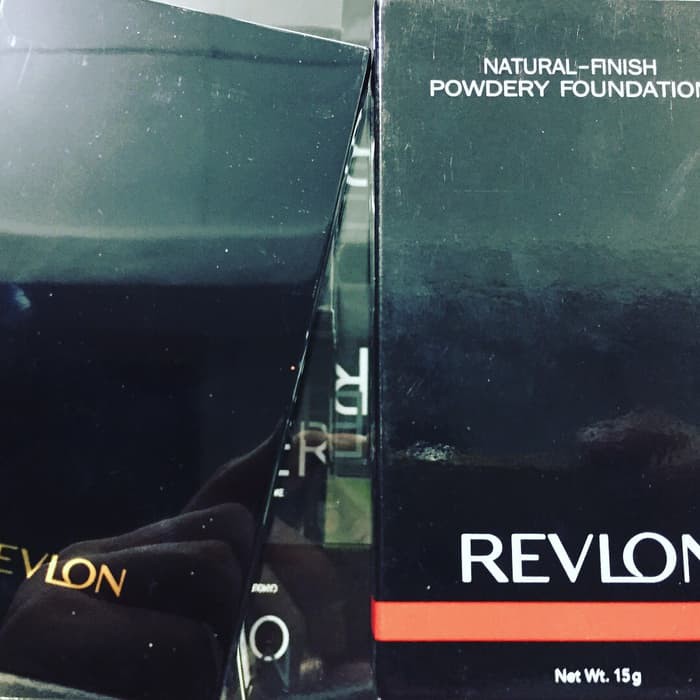 Bedak Padat Revlon
