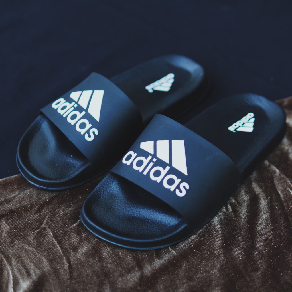 PROMO !! SENDAL ADIDAS BENASSI SLIDE SANDAL SPORT SLOP PRIA PREMIUM FLIP FLOP HITAM PUTIH