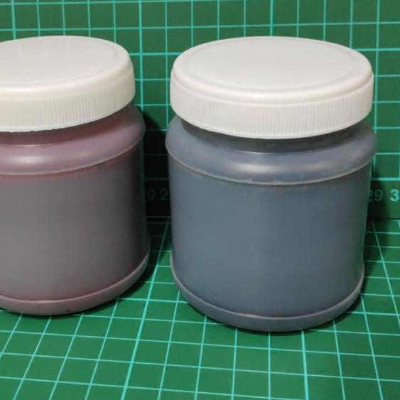 

Cat Kulit Tas Sepatu Jaket (200 gram) - Hitam