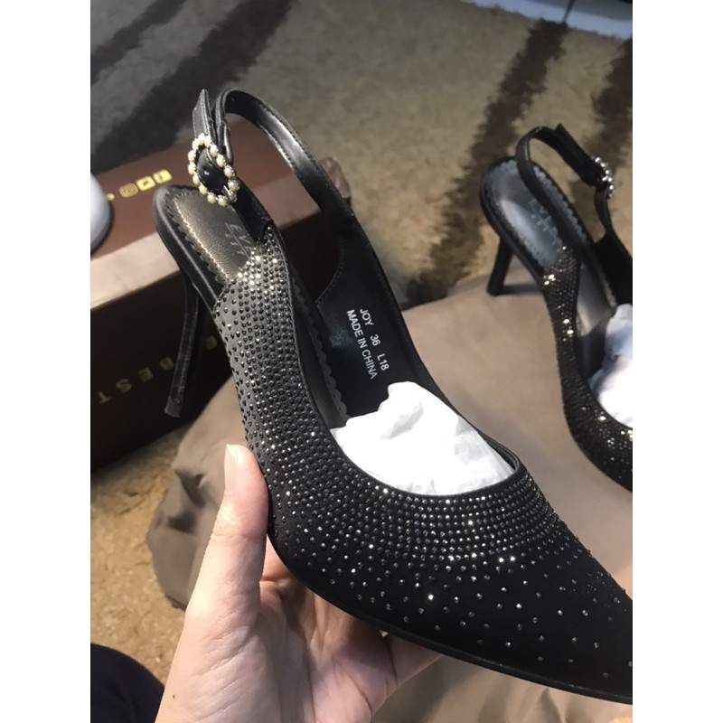 Preloved sepatu wanita Everbest hitam