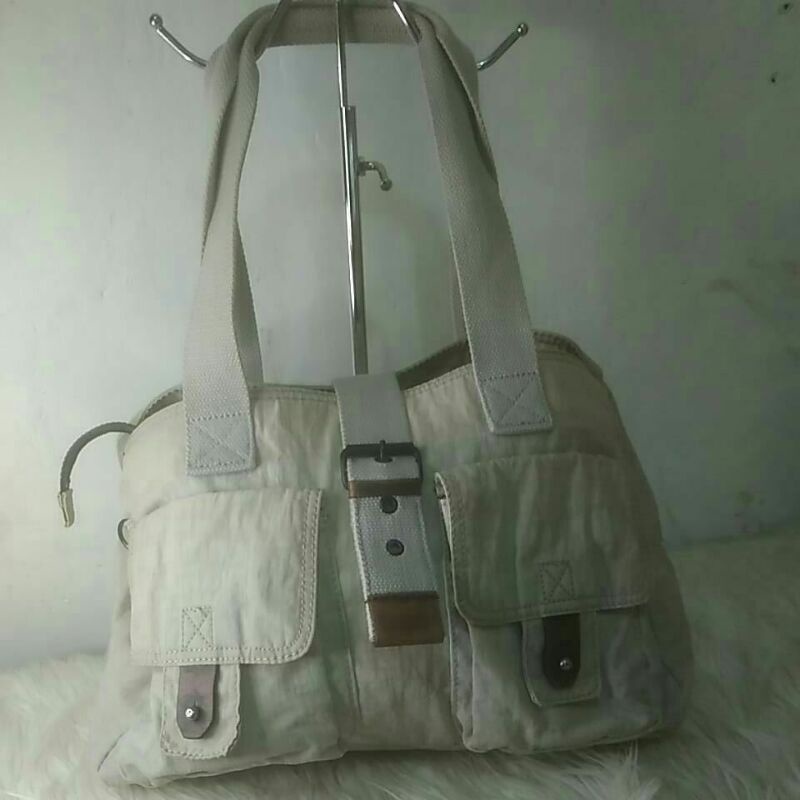 Tas wanita / Shoulder bag Kipling / Preloved / second branded "Kipling"