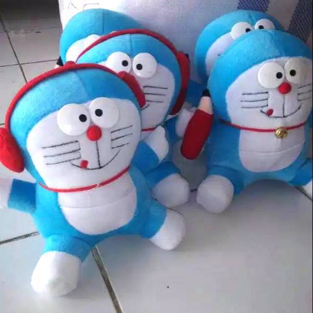 

Boneka Doraemon Walkman/pensil size: S