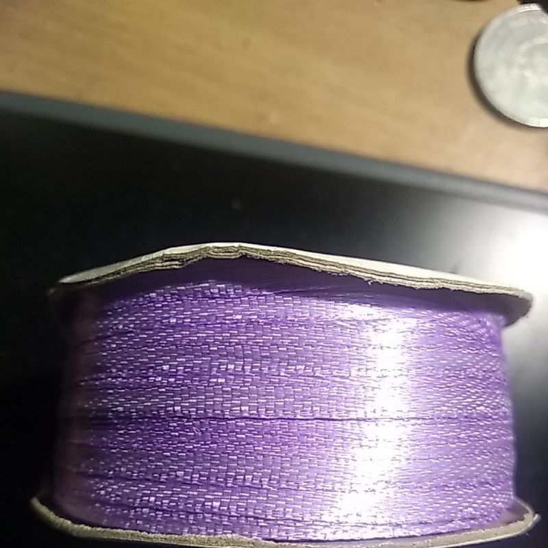 

Pita satin warna ungu 1/8in per roll