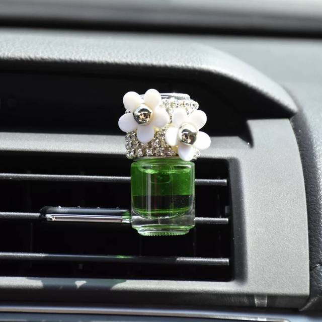 Parfum Jepit AC Mobil Botol Kaca Tutup Blink Bling Motif Bunga Lily Swarovkski Diamond